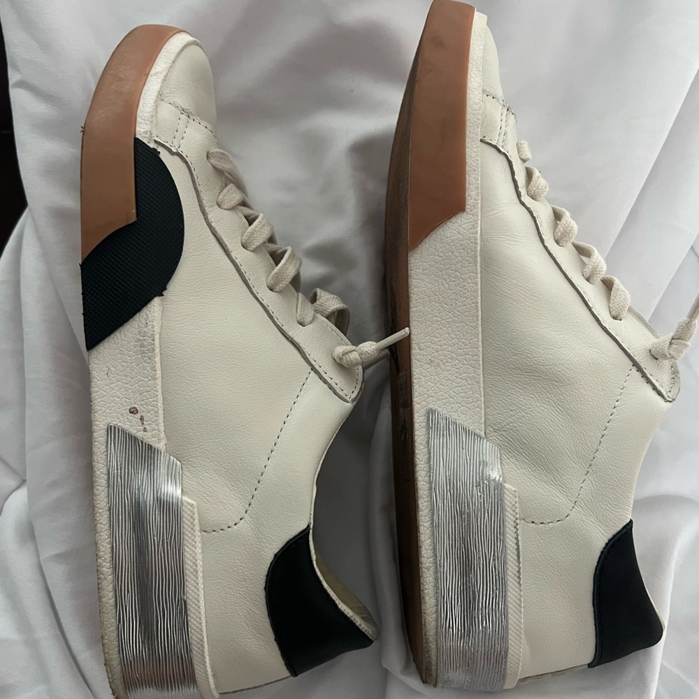 Dolce Vita Zina Sneakers